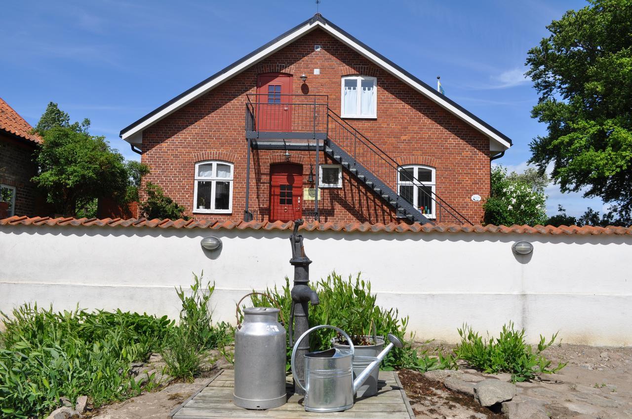 Villa Sandby B&B Borrby Dış mekan fotoğraf